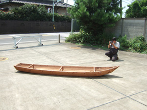 秋期特別展に展示する高瀬舟模型を撮影