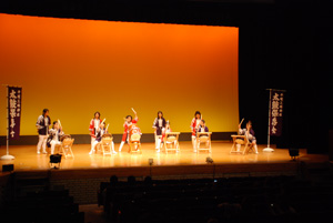 囃子太鼓フェスティバルの舞台発表