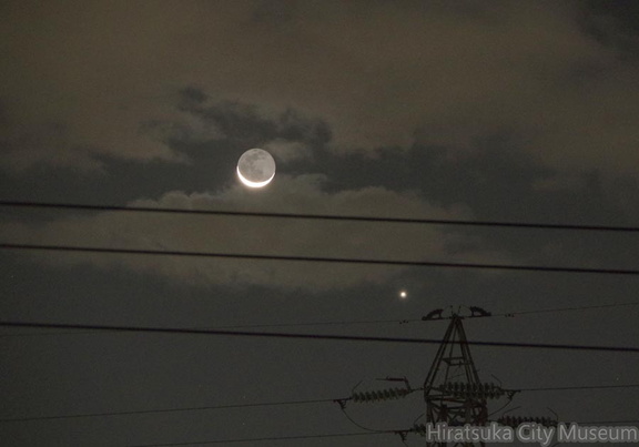 27.3日の月と金星20201113平塚(撮影　剱持瑞穂）